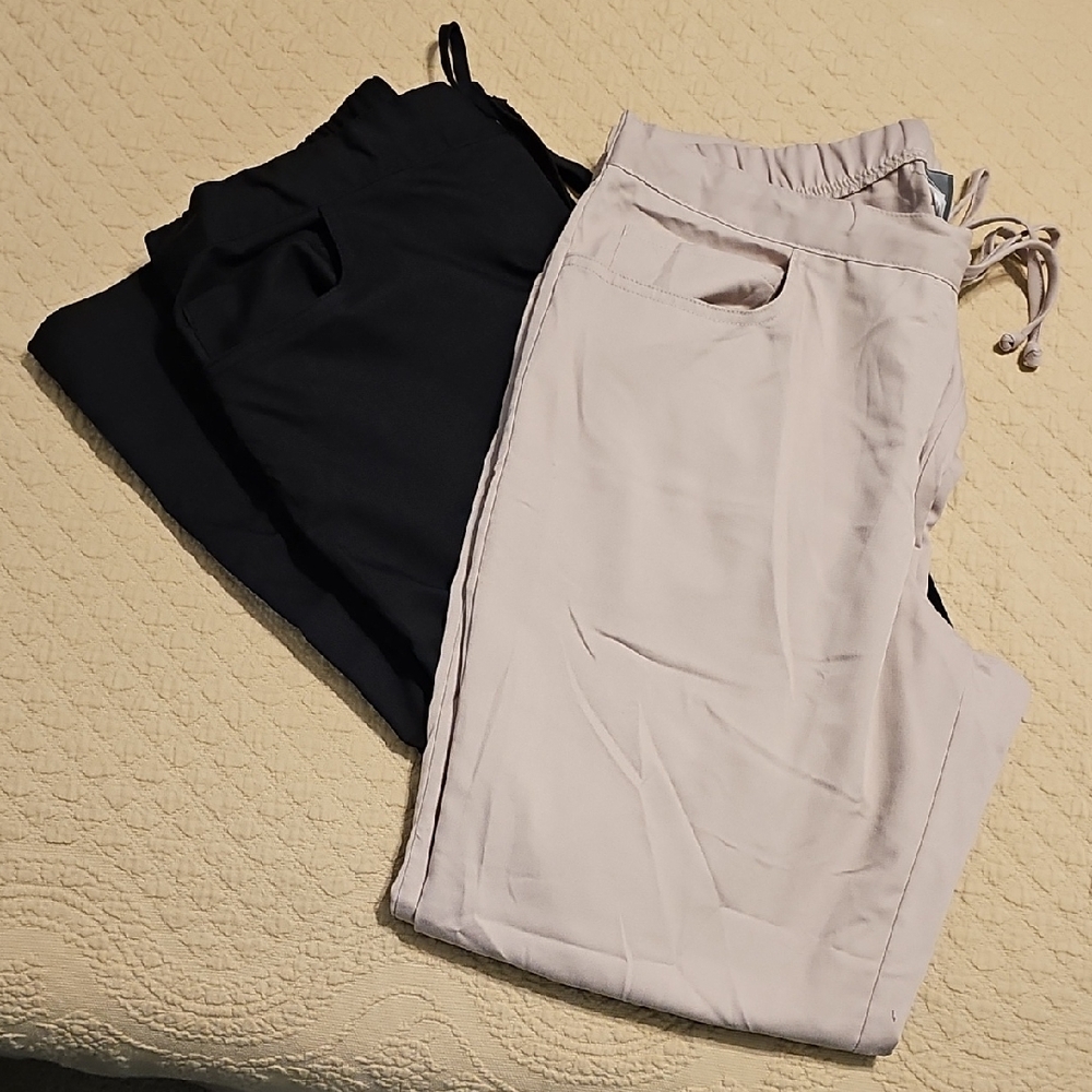 Grays Anatomy Scrub Pants By Barco Uniforms. Size L. Set Of 2. Black And Tan.